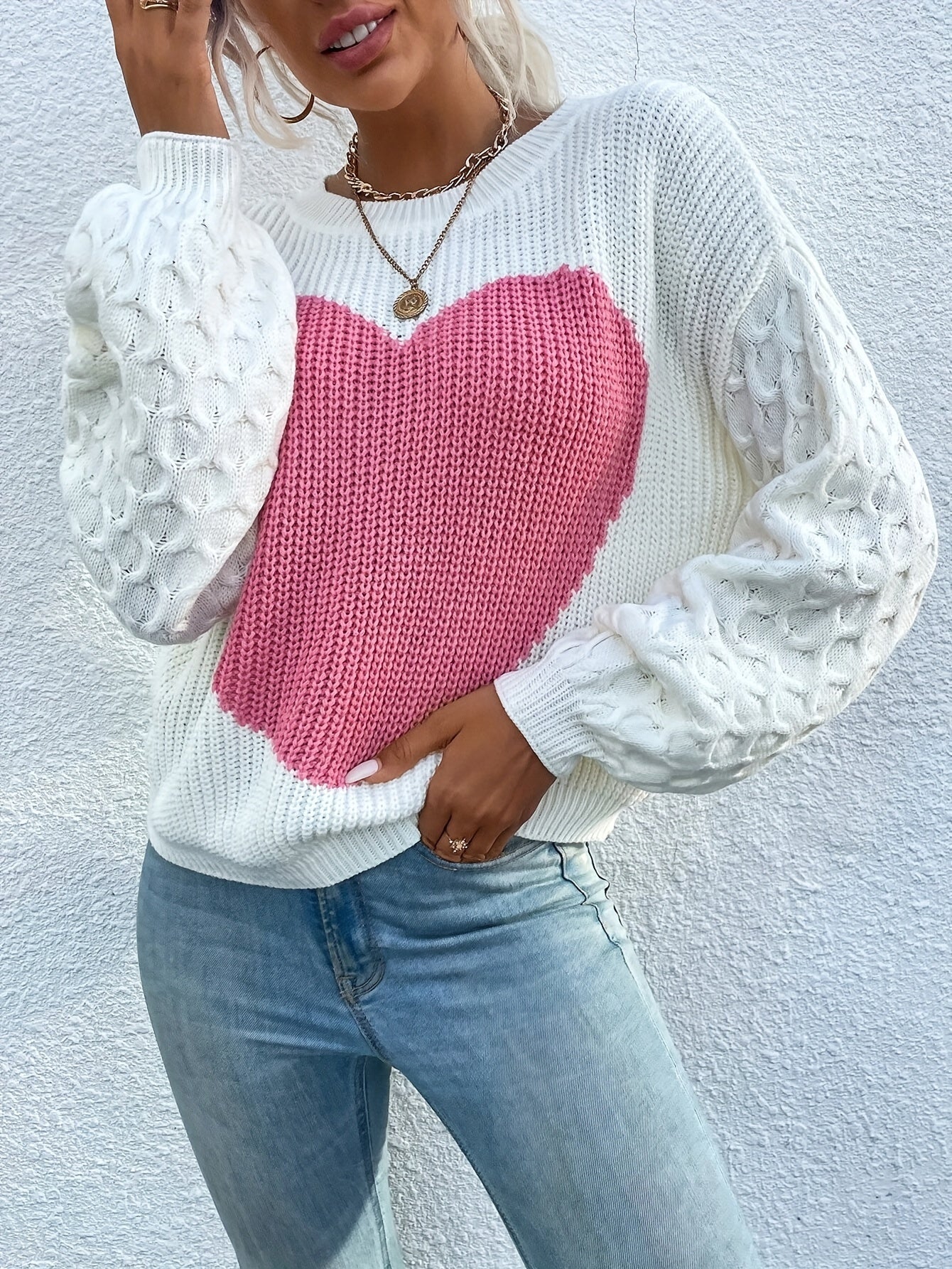 Cozy Heart Pattern Crew Neck Sweatshirt - Pullovers with Long Sleeve, Drop Shoulder, Casual Style, Soft Fabric, Women's Fashion Clothing for Daily Wear