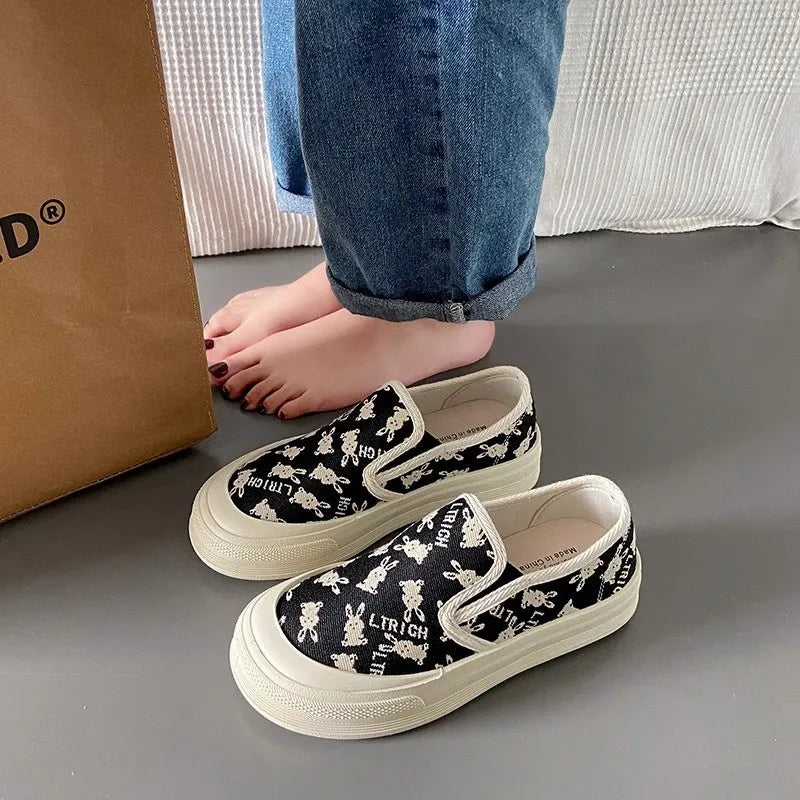 Women's Summer Casual Canvas Shoes One Foot Flat with Breathable Lazy Thick Soled Board Chunky Shallow Mouth Design