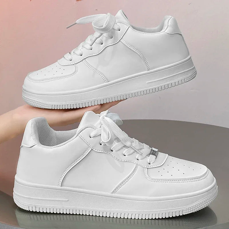 2025 printemps nouvelles chaussures pour hommes chaussures fines respirantes antidérapantes petites chaussures blanches tendance chaussures de course décontractées