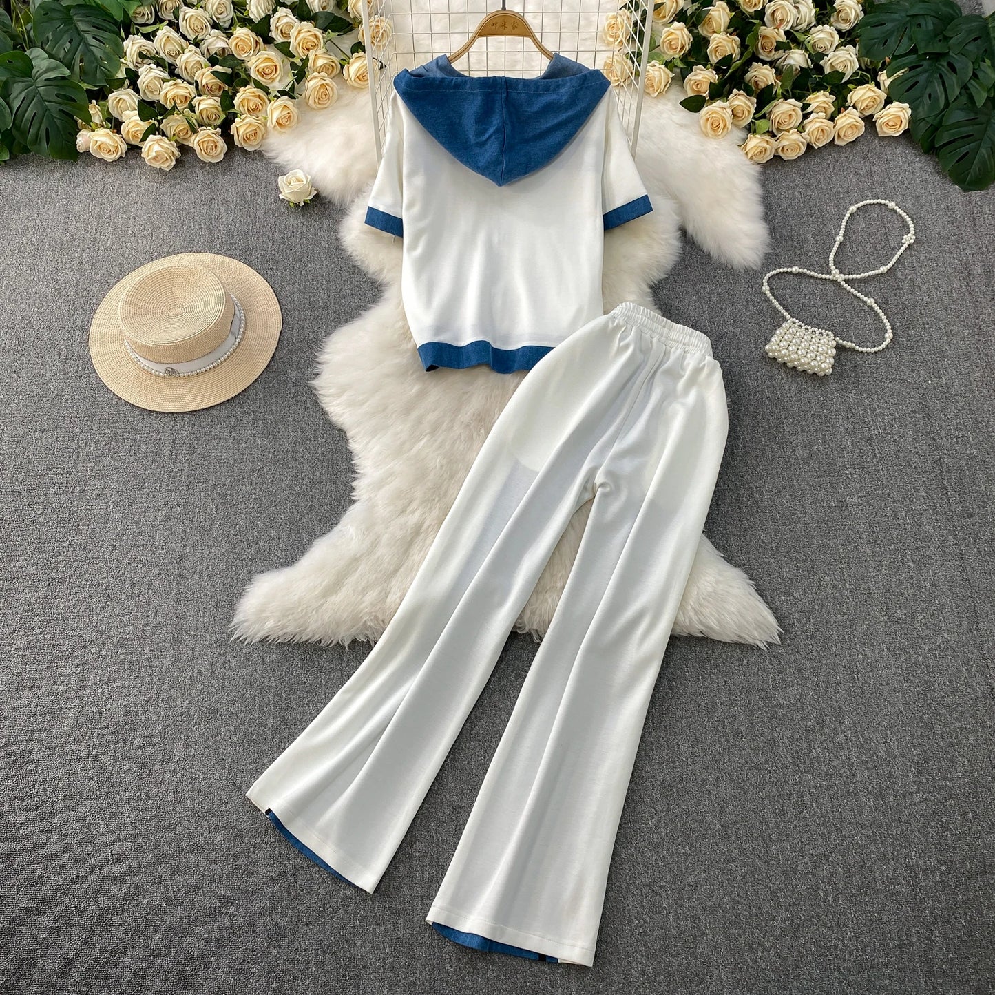 Veste à capuche costume de sport à la mode femmes été 2025 nouveau ensemble deux pièces populaire pantalon réducteur d'âge