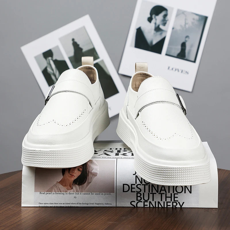 2025 Nouveaux mocassins à plateforme pour hommes Chaussures à enfiler en cuir à semelle épaisse Chaussures de marche confortables et décontractées pour hommes Chaussures plates à enfiler à la mode