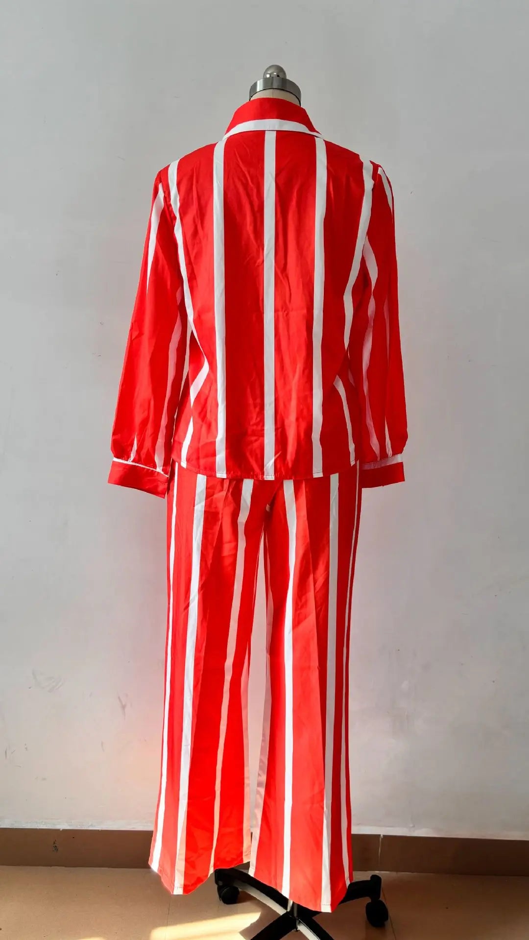 Chemise à manches longues rayée imprimée pour femme, revers élégant, taille élastique, jambe large, pantalon, ensemble 2 pièces, mode automne, nouveau, 2024