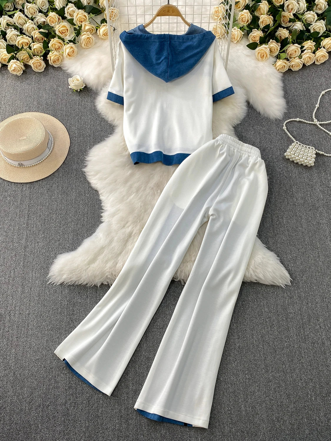 Veste à capuche costume de sport à la mode femmes été 2025 nouveau ensemble deux pièces populaire pantalon réducteur d'âge