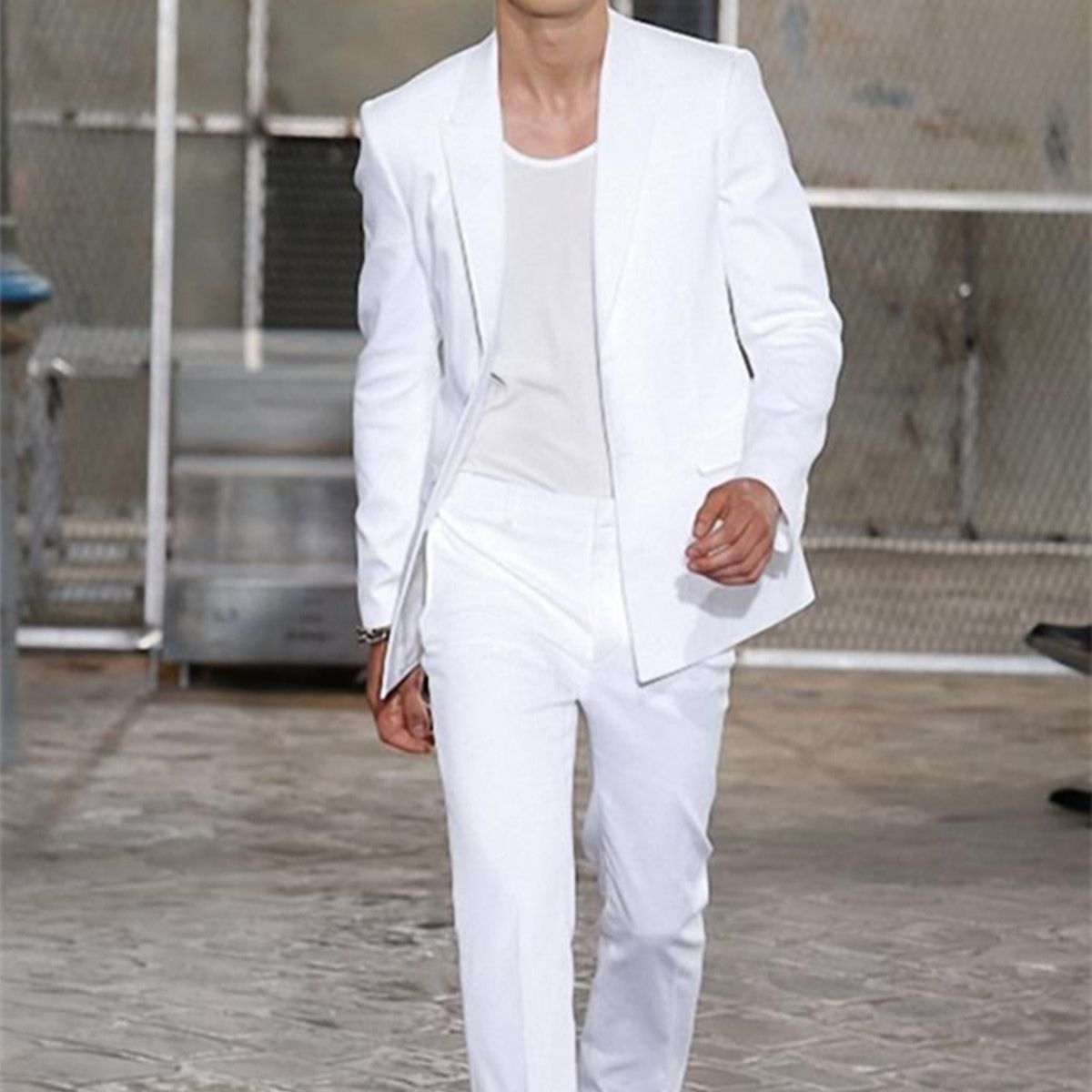 Veste longue d'été, pantalon blanc, Tuxedos de marié, costumes de mariage pour hommes, blazer à revers, manteau 2 pièces, pantalon de bal, 2023