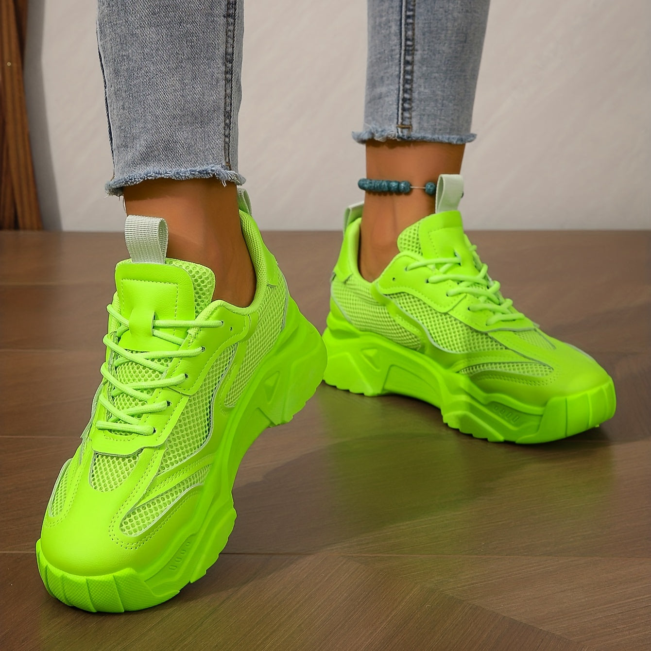 Breathable Platform Mesh Sneakers - Women's Solid Color Lace Up Sporty Trainers - Versatile Low-top Casual Shoes for Holiday