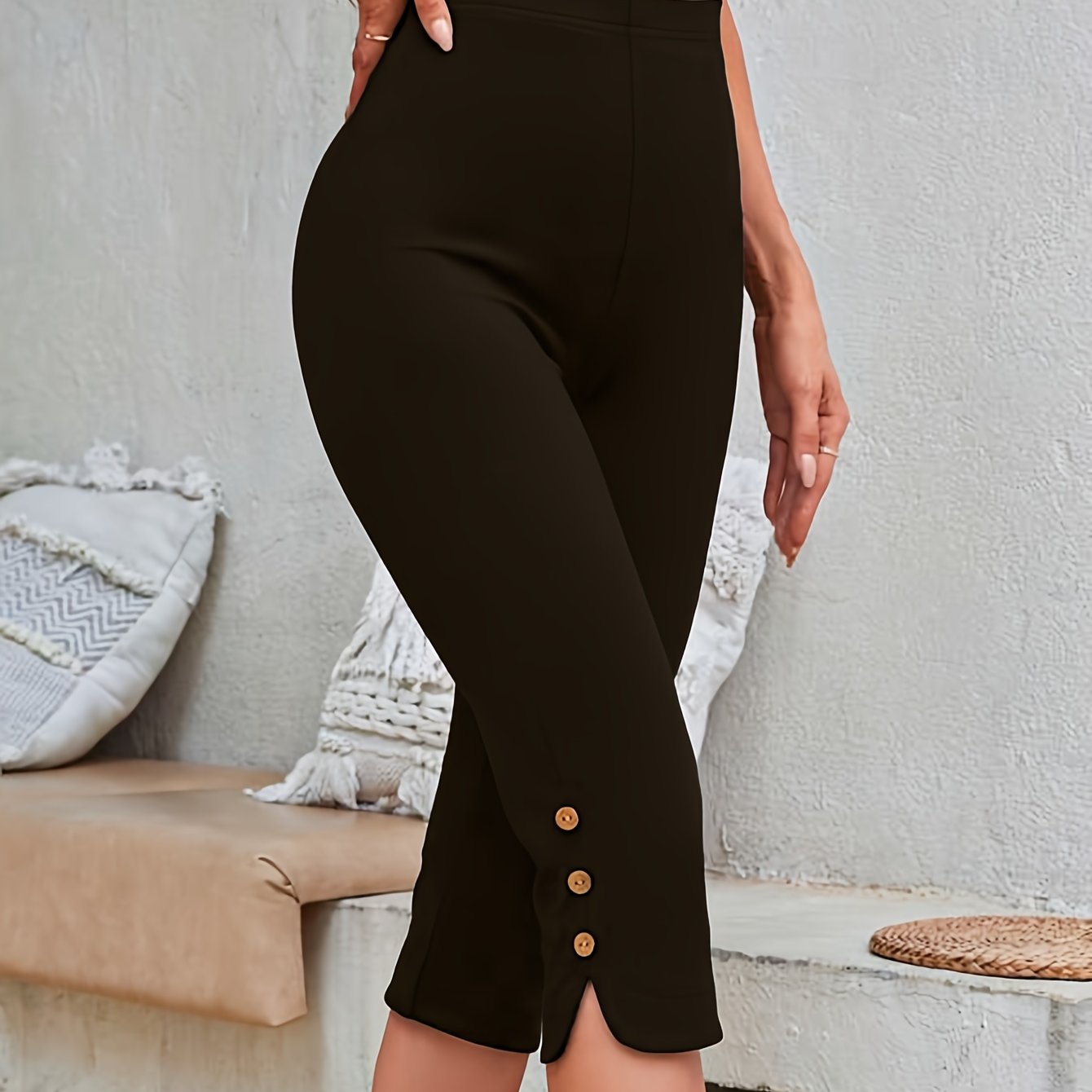 High-Waisted Skinny Button-Detail Capri Leggings for Women