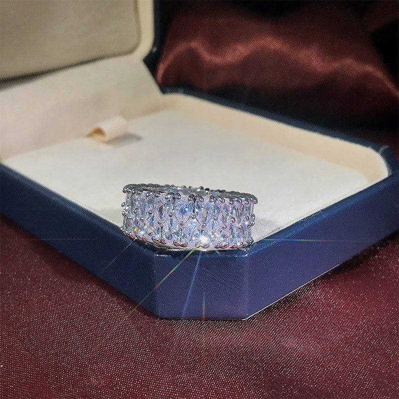 Luxurious And High-end Double-row Water Drop-shaped Zirconia Ring