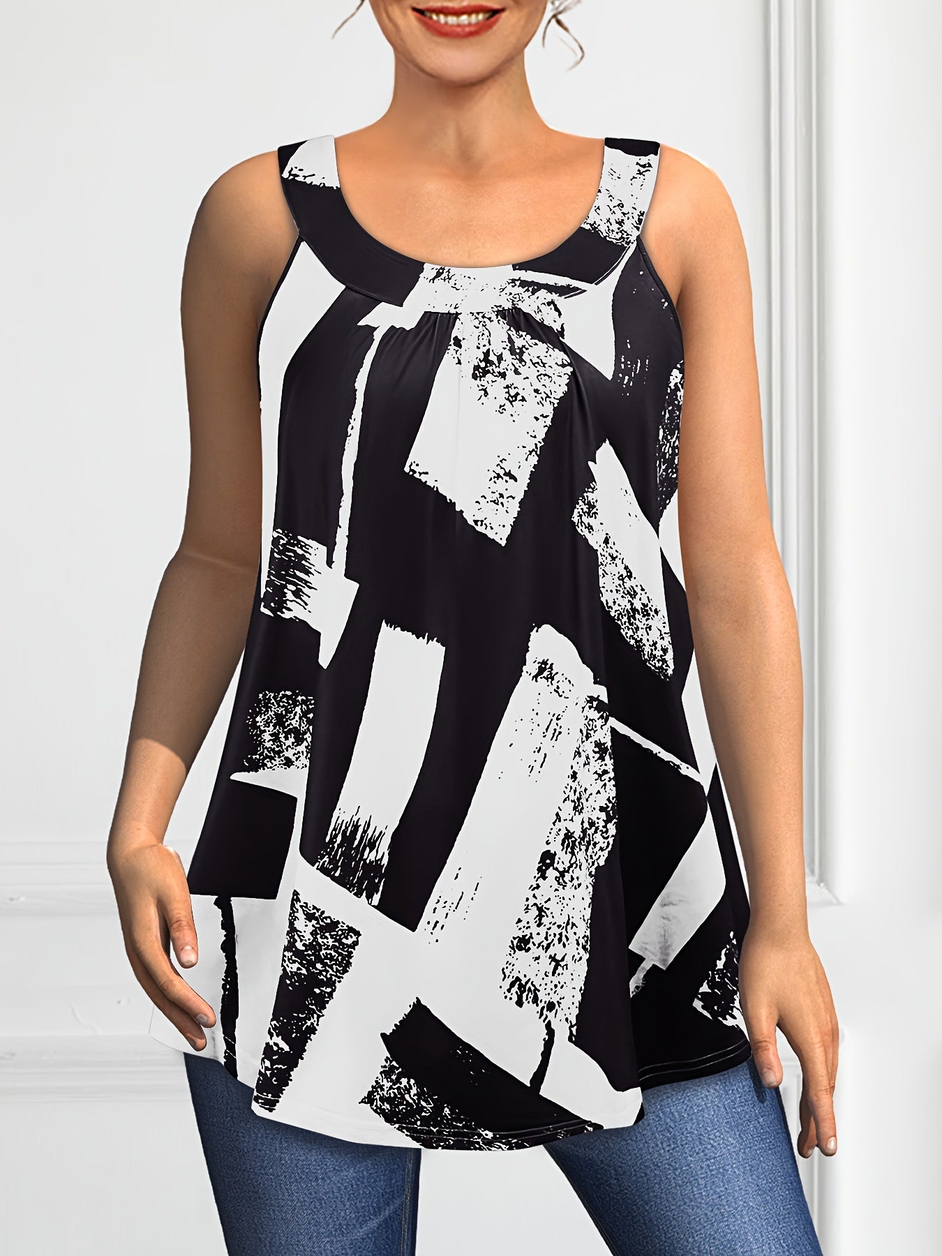 Plus Size Round Neck Colorblock Curved Hem Casual Tank Top