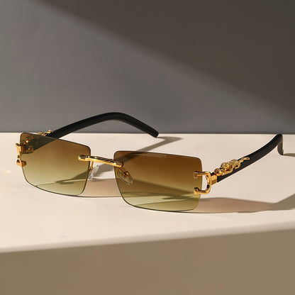 A Pair Of Classic Frameless Casual Glasses For Men