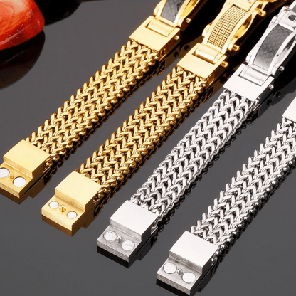 1PC Men's Delicate Bracelet, Golden Silvery Stainless Steel Chain Bracelet, Men's Faux Diamond Square Bracelet, Magnetic Buckle Fashion Jewelry Party Cool Holiday Accessories, Father's Day Gift