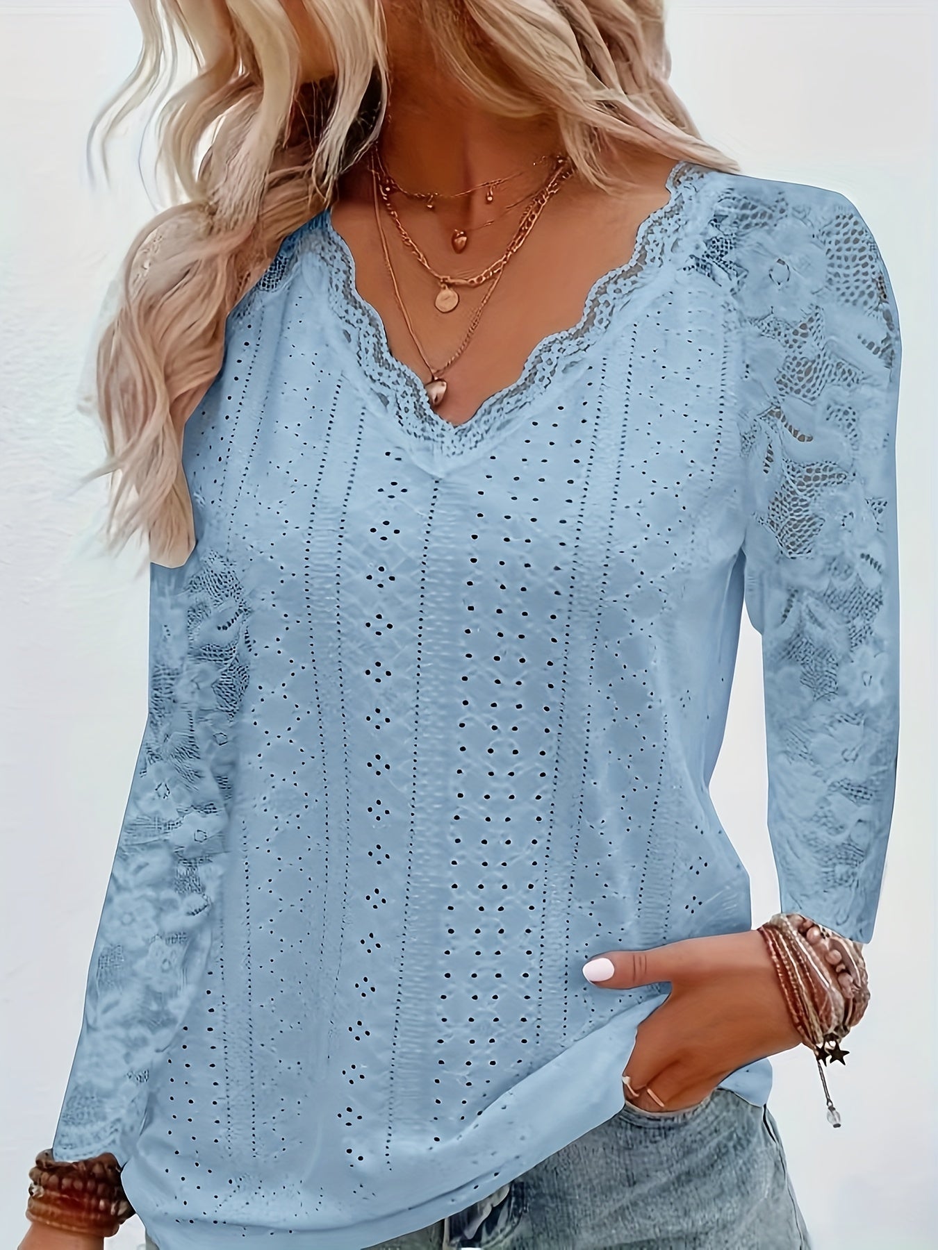 Chic Contrast Lace V-neck Eyelet T-Shirt - Fashionable Long Sleeves for Spring & Fall - A Stylish Womens Wardrobe Essential
