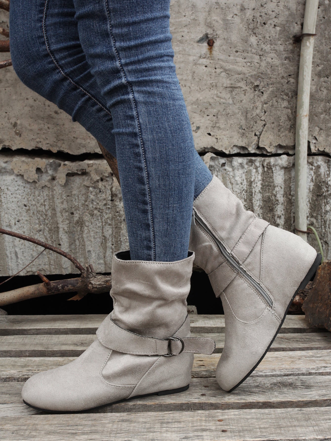 Womens Classic Solid Color Ankle Boots with Round-Toe Design - Fashion Buckle Belt & Side Zipper Closure - Ultra-Comfortable Outdoor Shoes for Stylish Adventures