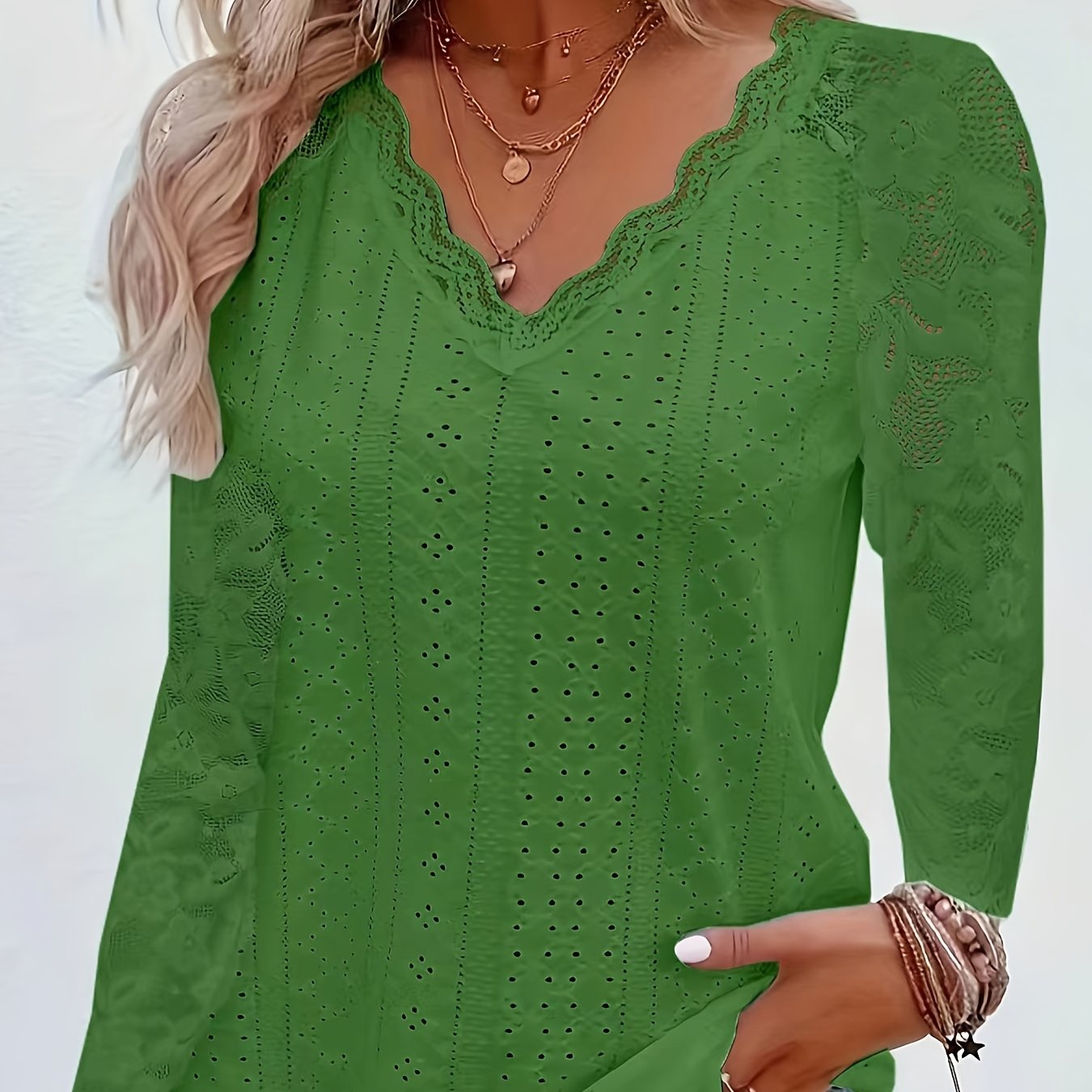 Chic Contrast Lace V-neck Eyelet T-Shirt - Fashionable Long Sleeves for Spring & Fall - A Stylish Womens Wardrobe Essential