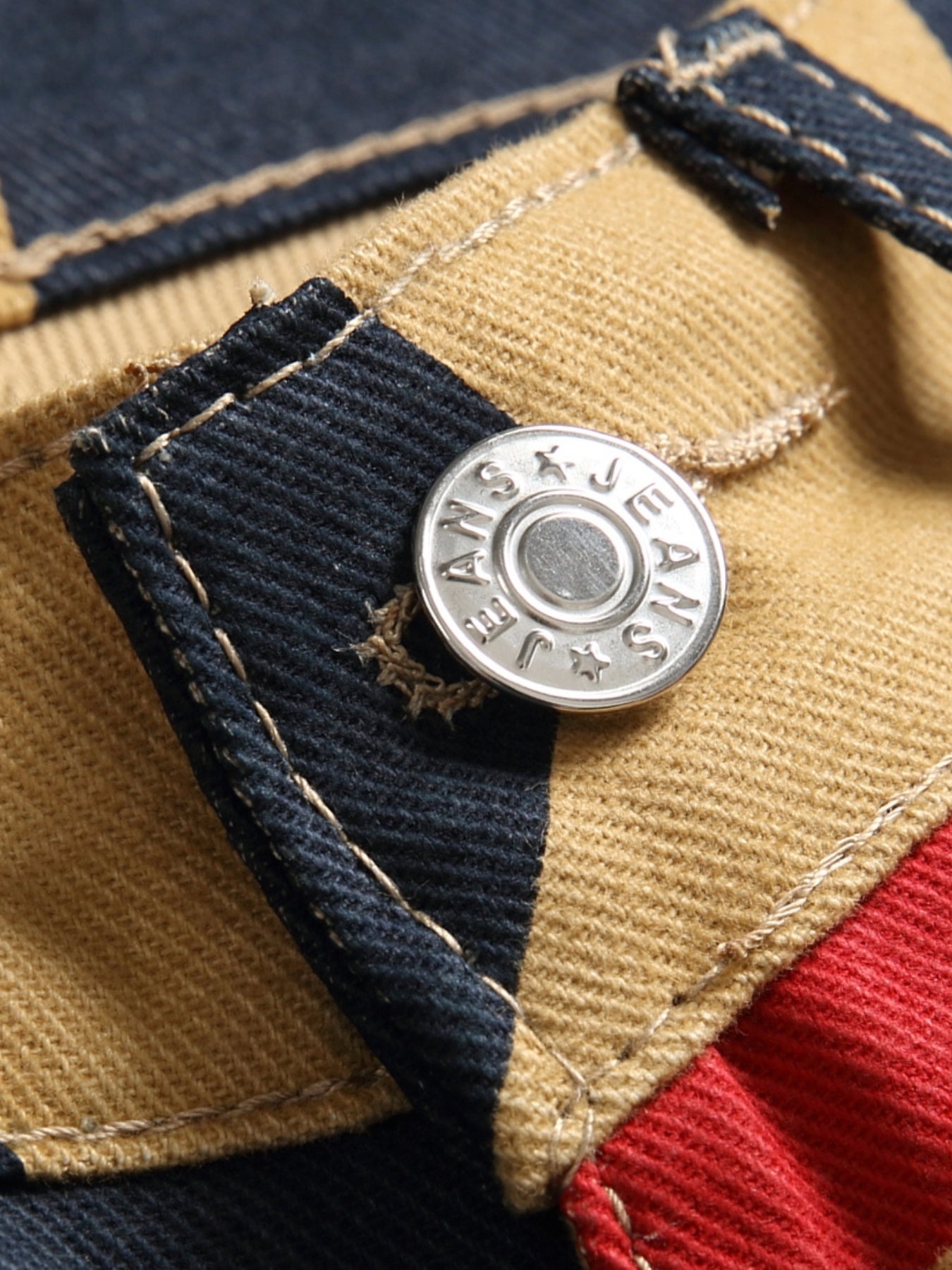 Mens Fashion Flag Print Denim Pants - Bold Color Block Design for Casual Street Style - Comfortable Fit Jeans for Everyday Wear