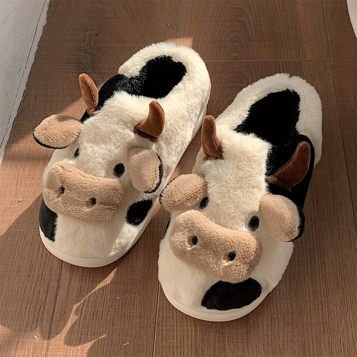 Cozy Cartoon Cow Slippers - Plush Lined Slip-Ons for Winter Warmth and Comfort