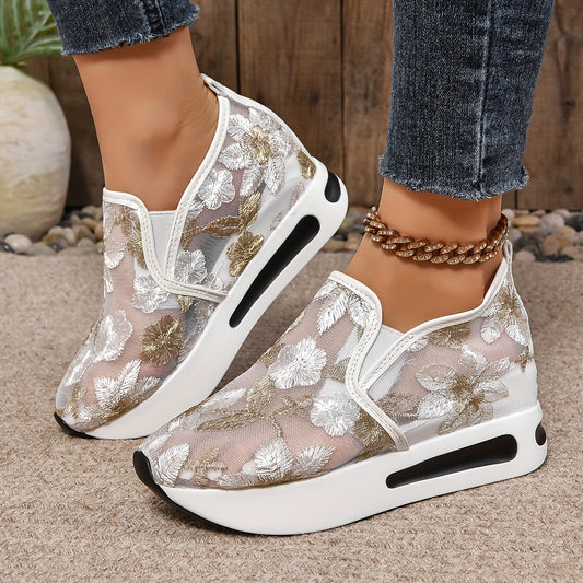 Women's Running Shoes, Mesh Breathable Lightweight Versatile Classic Embroidery Sport Shoes