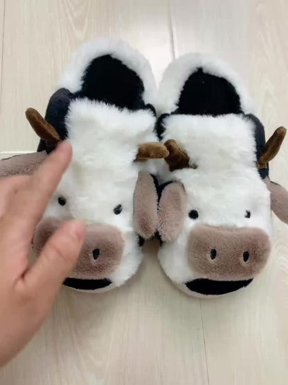 Cozy Cartoon Cow Slippers - Plush Lined Slip-Ons for Winter Warmth and Comfort