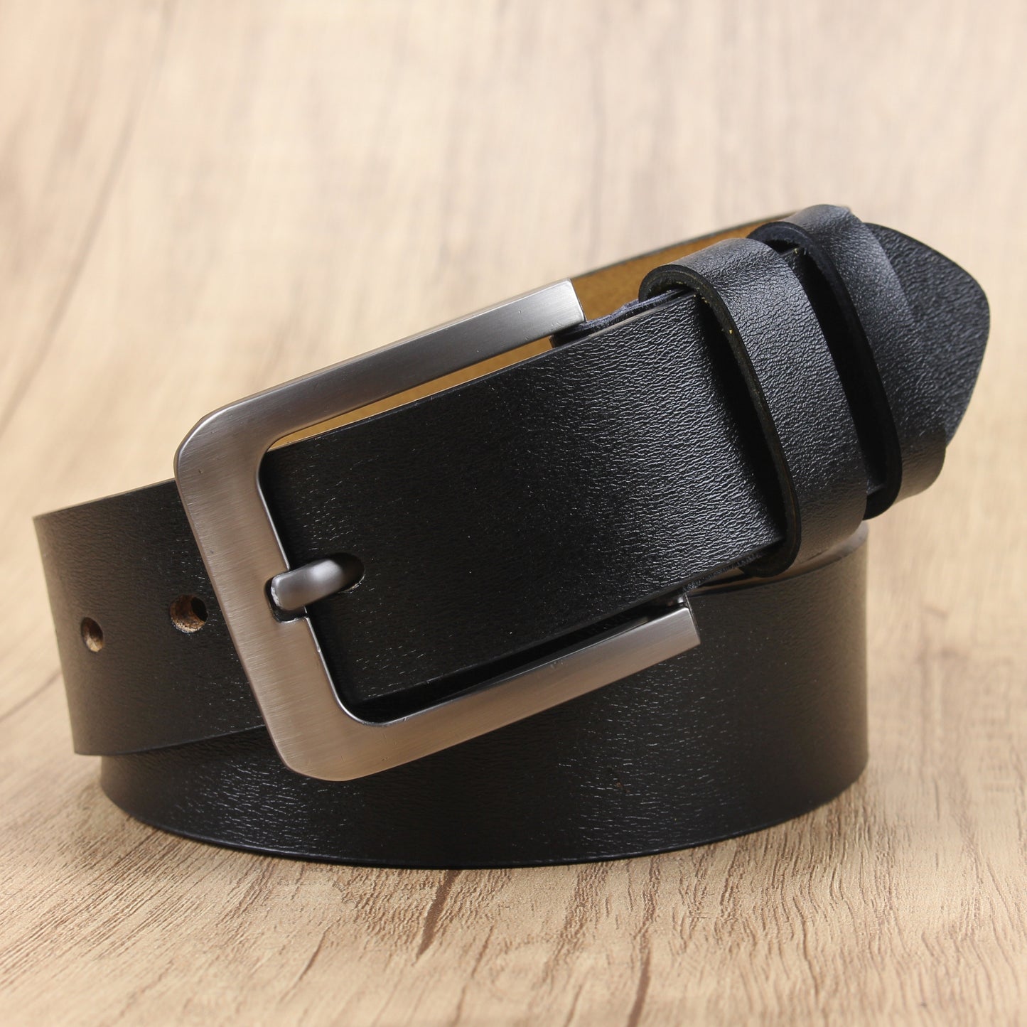 1pc Pu Leather Strap, Fashion Pin Buckle Belts For Men