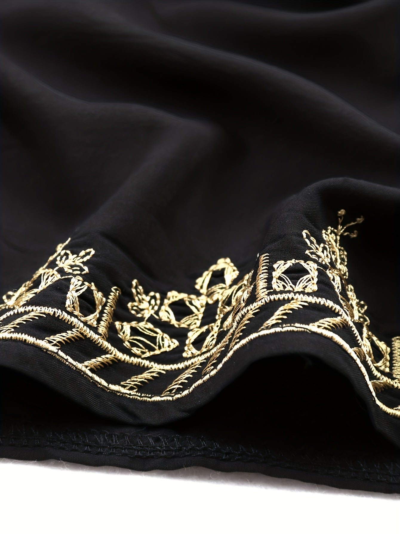 Bohemian Golden Embroidered Plus Size Maxi Dress with Bat Sleeves for Ramadan