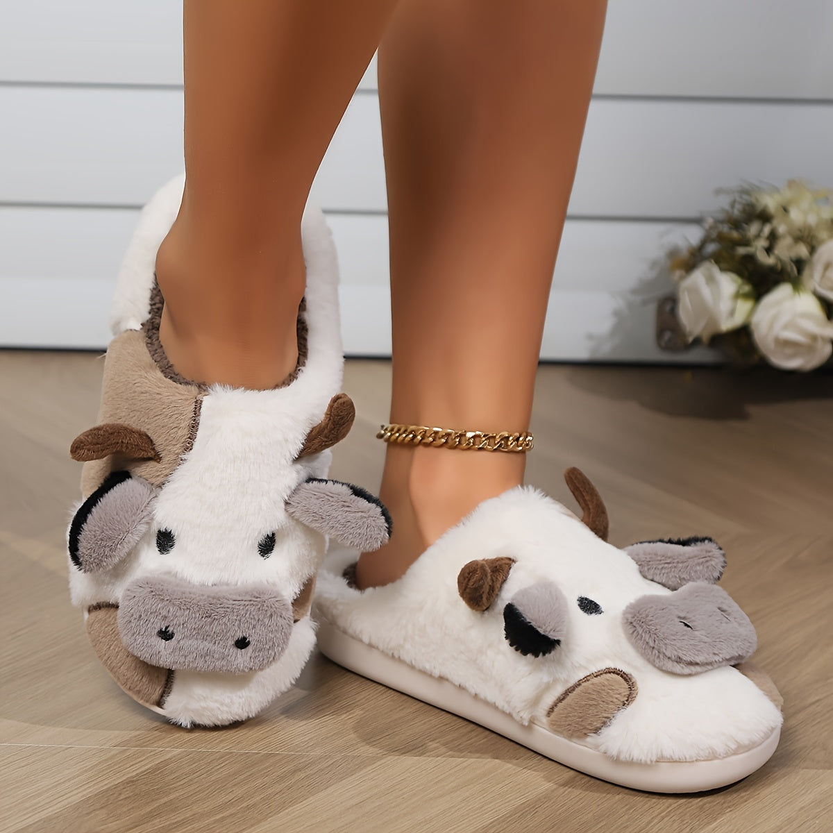 Cozy Cartoon Cow Slippers - Plush Lined Slip-Ons for Winter Warmth and Comfort