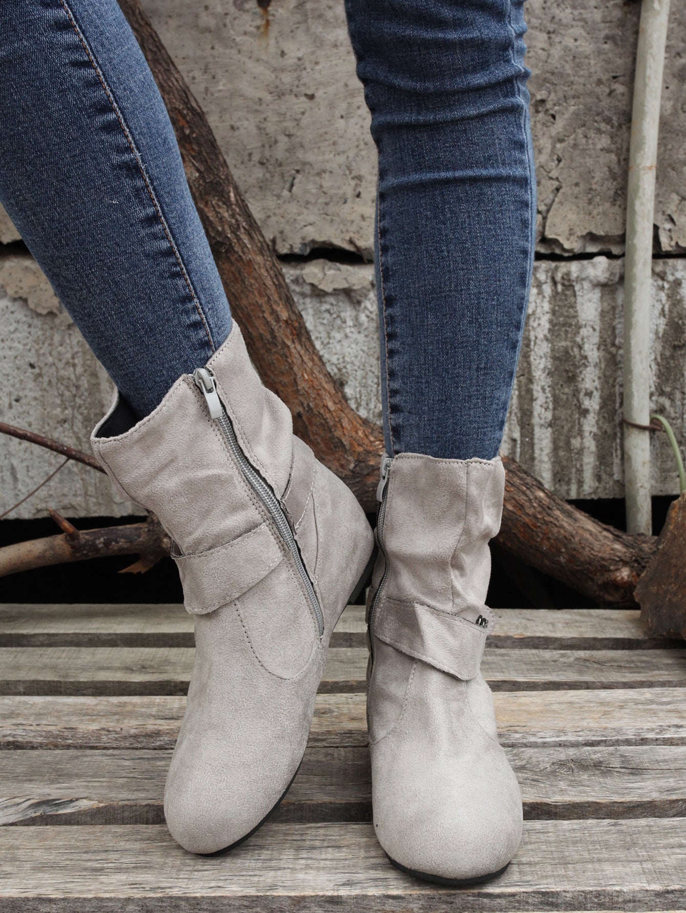 Womens Classic Solid Color Ankle Boots with Round-Toe Design - Fashion Buckle Belt & Side Zipper Closure - Ultra-Comfortable Outdoor Shoes for Stylish Adventures