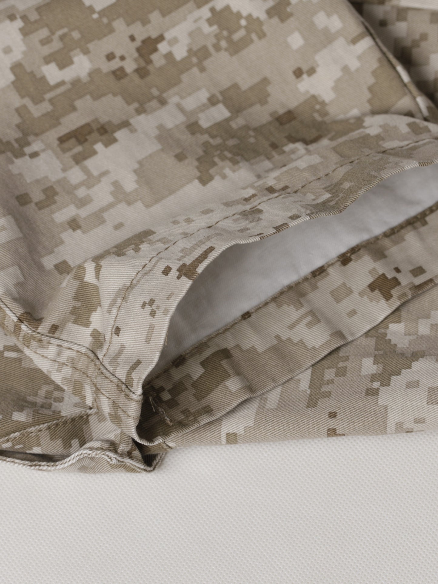 AKNAVY Solid Cotton Camo Multi Flap Pockets Men's Straight Leg Cargo Pants, Loose Casual Outdoor Pants, Men's Work Pants For Hiking Fishing Angling