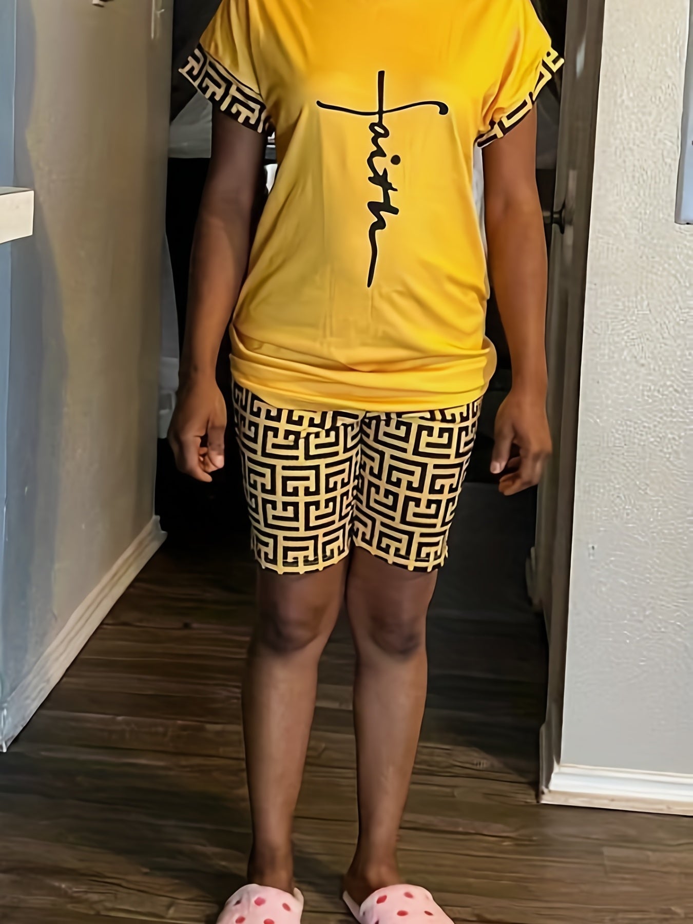 Womens Trendy Letter Print Pajama Set - Soft Short Sleeve Crew Neck Top & Shorts - Lightweight Sleepwear for Casual Lounging and Nighttime Comfort