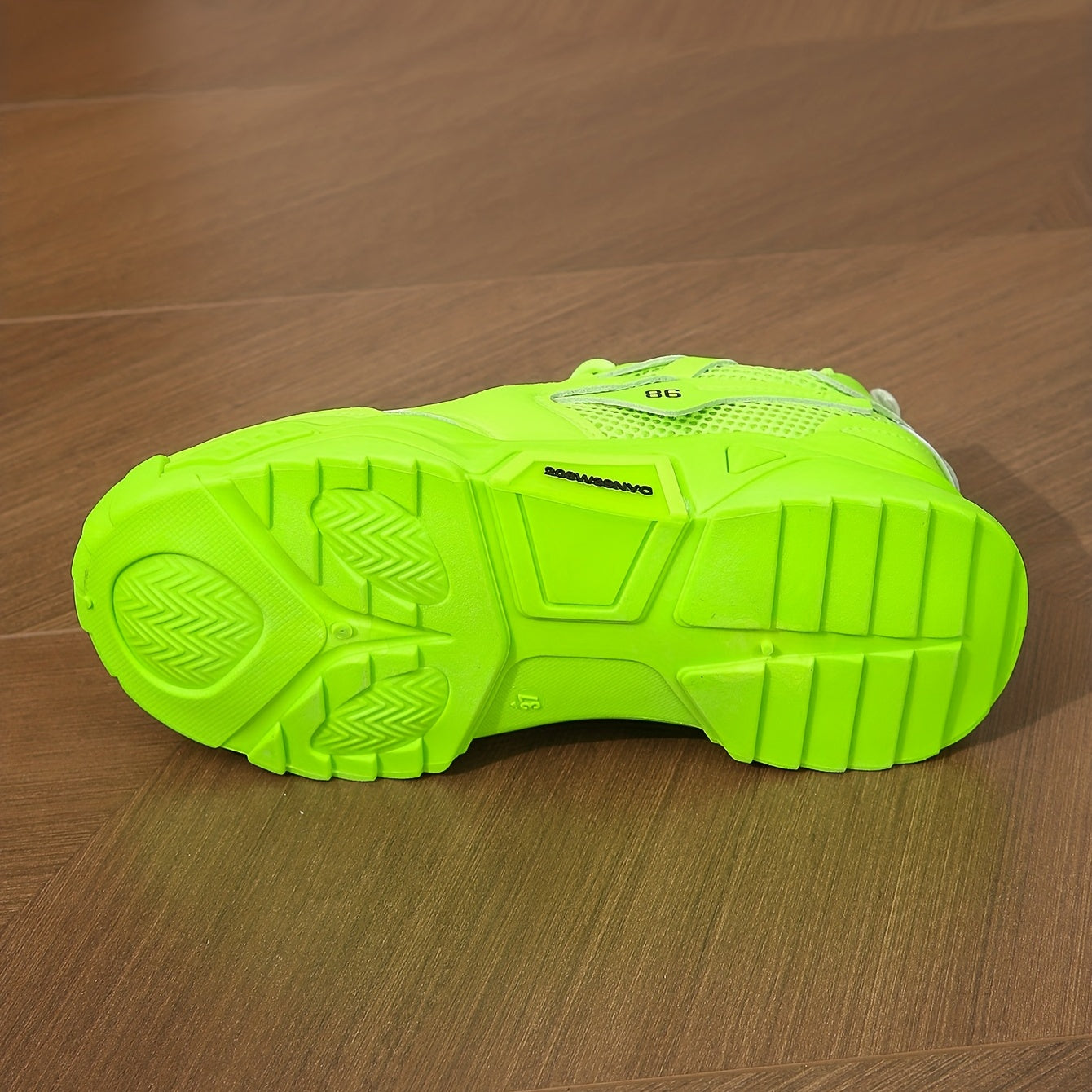 Breathable Platform Mesh Sneakers - Women's Solid Color Lace Up Sporty Trainers - Versatile Low-top Casual Shoes for Holiday