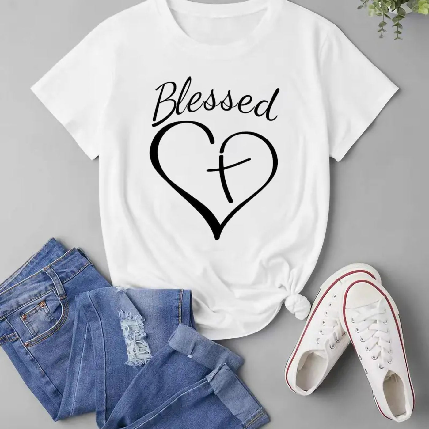 Women's Blessed Heart & Cross Print T-Shirt for Valentine's Day - Comfortable Crew Neck Short Sleeve Tee with Unique Design