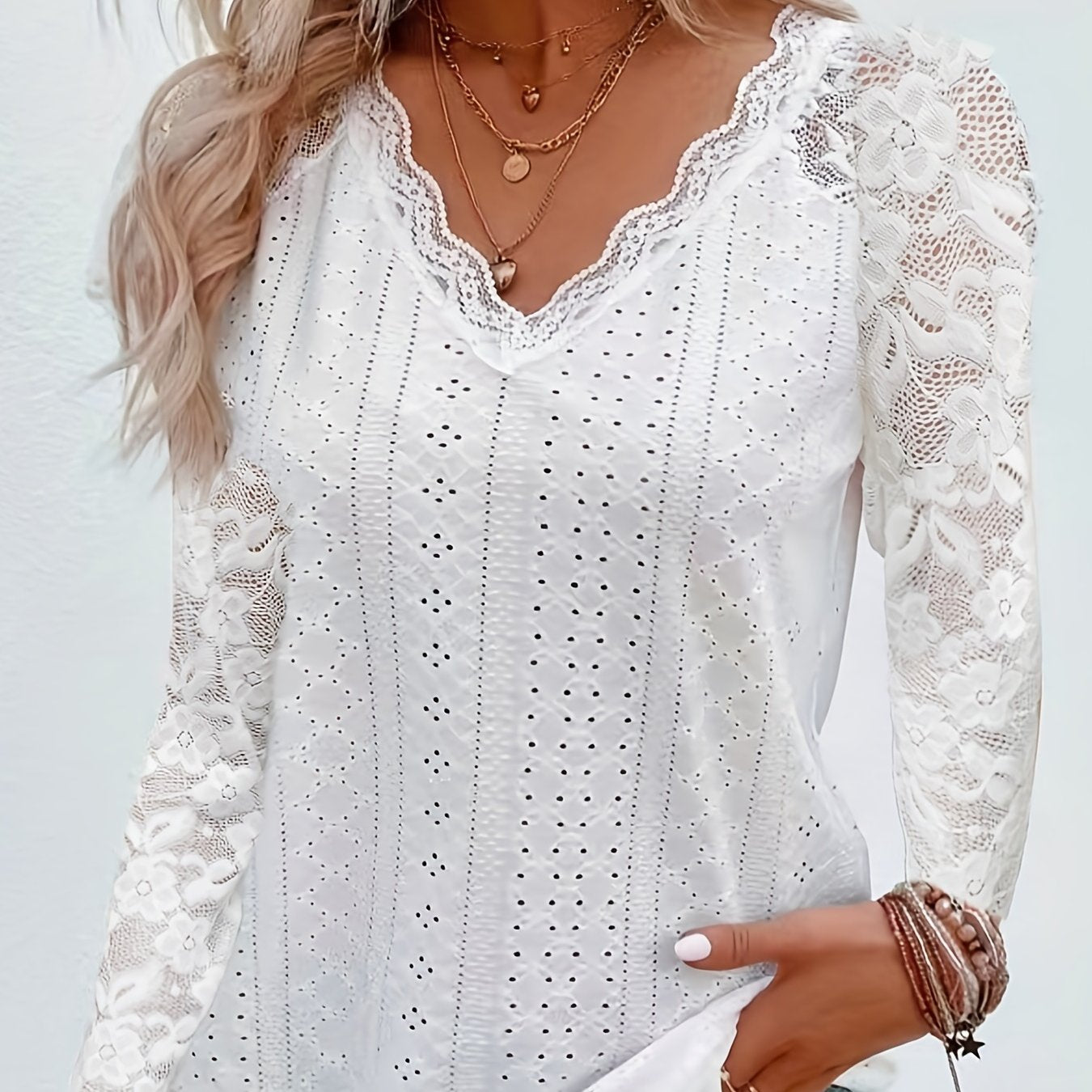 Chic Contrast Lace V-neck Eyelet T-Shirt - Fashionable Long Sleeves for Spring & Fall - A Stylish Womens Wardrobe Essential