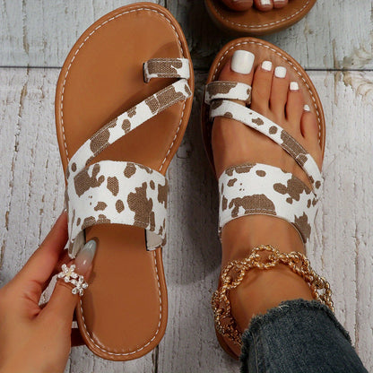 Women's Cow Pattern Slide Sandals - Casual Loop Toe Flat Summer Shoes, Lightweight & Comfortable - For Women - Perfect for Summer Beach & Casual Wear - Ideal Gift for Cow Lovers