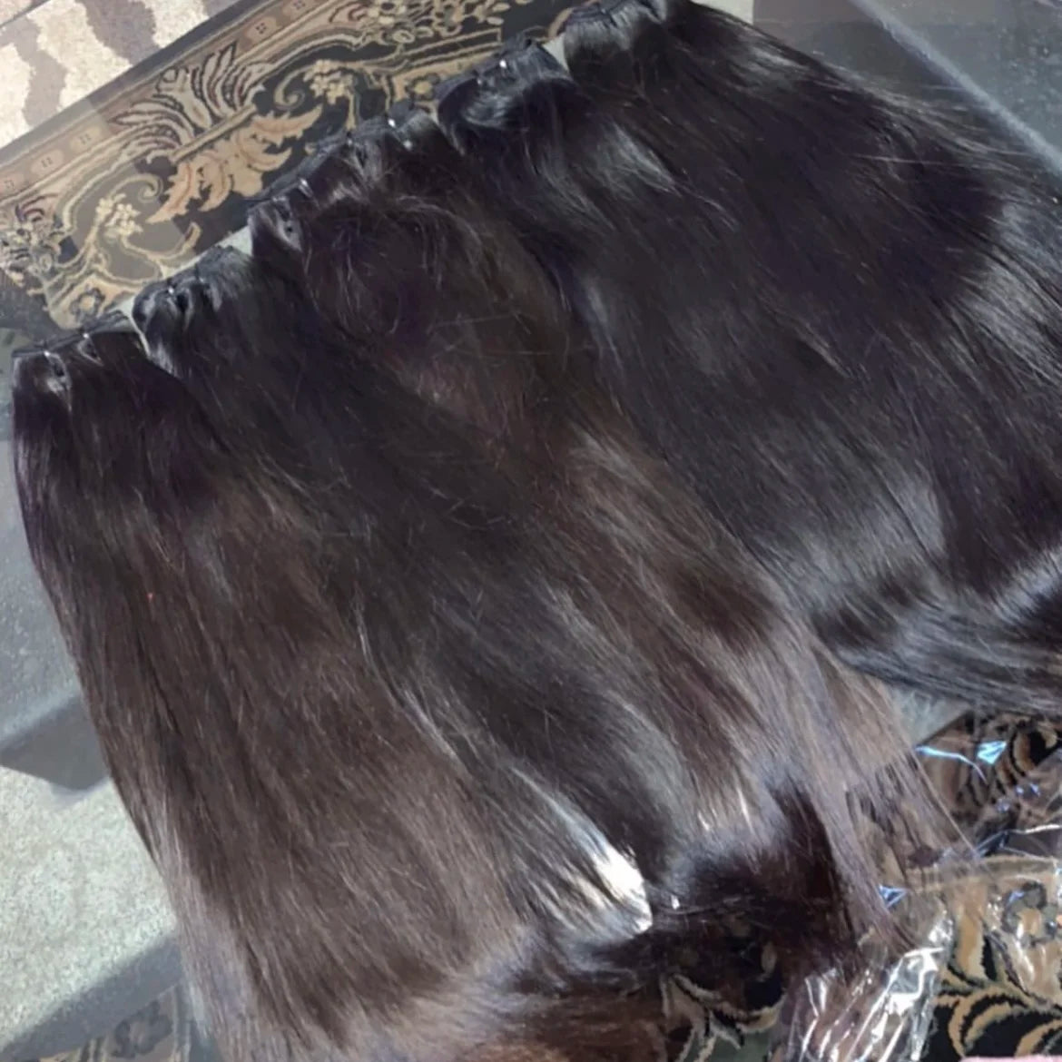 100% Natural Human Raw Straight Hair Double Weft Cuticle Aligned Silky Straight Bundles Single Donor Human Hair