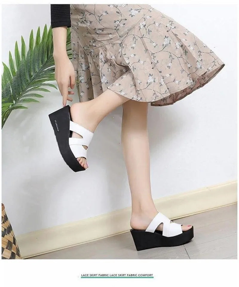 YAERNI nouveau élégant été pantoufles en cuir femmes sandales décontractées confortable antidérapant plate-forme chaussures femme sandales à talons compensés pantoufle