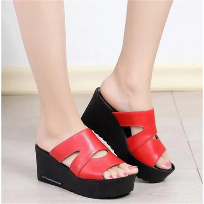 YAERNI nouveau élégant été pantoufles en cuir femmes sandales décontractées confortable antidérapant plate-forme chaussures femme sandales à talons compensés pantoufle