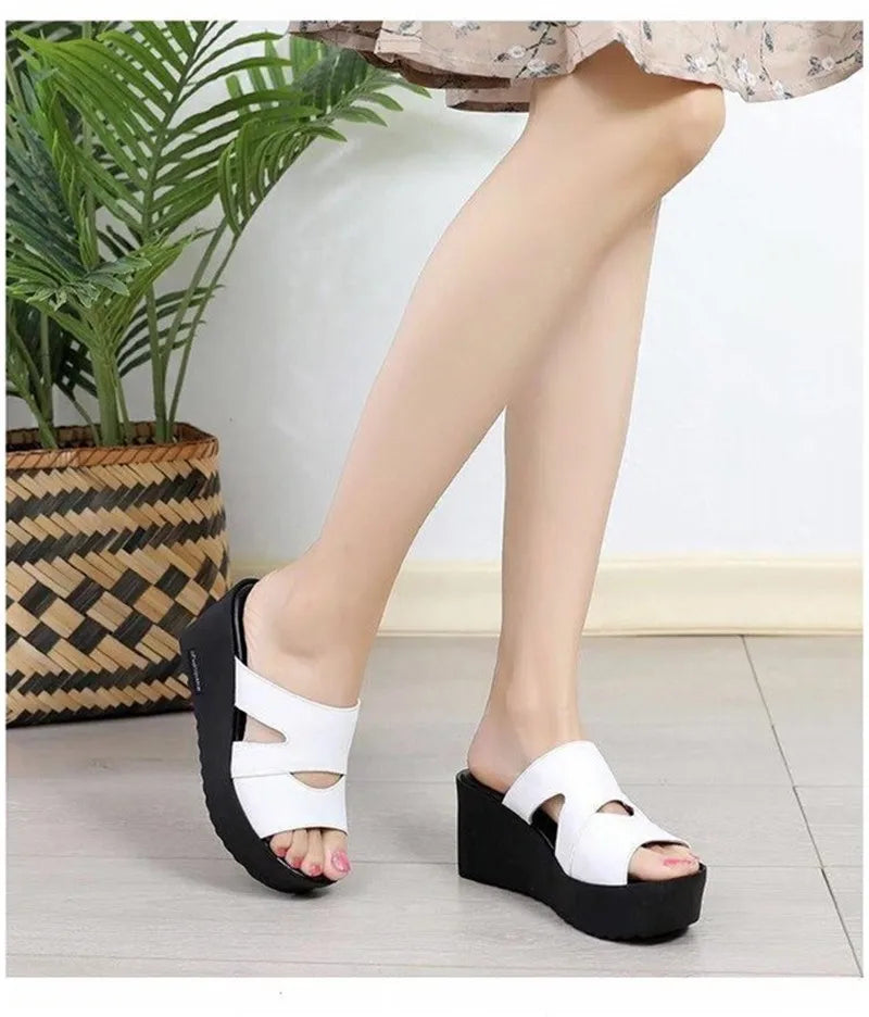 YAERNI nouveau élégant été pantoufles en cuir femmes sandales décontractées confortable antidérapant plate-forme chaussures femme sandales à talons compensés pantoufle