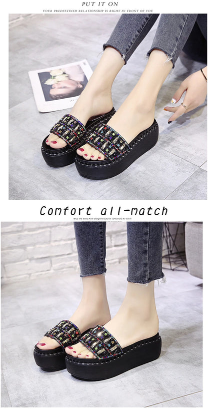 Plate-forme strass sandales pantoufles femmes pierres précieuses diapositives femmes chaussures chaussons compensés chaîne perle plage diapositives chaussures