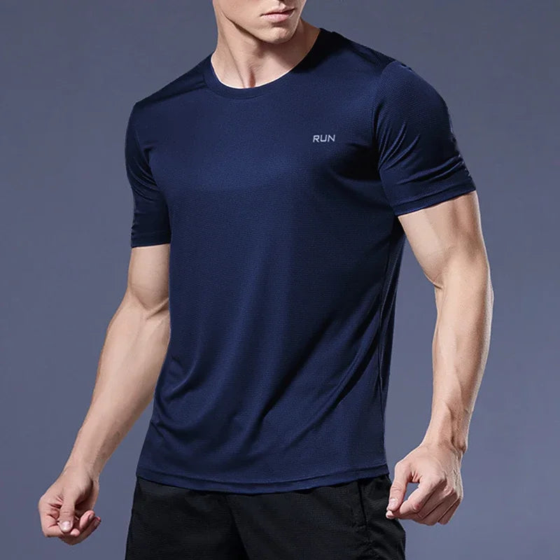 Été Sport Gym t-shirt hommes séchage rapide course musculation chemises hommes à manches courtes Fitness hauts surdimensionné brésil t-Shirt Jersey