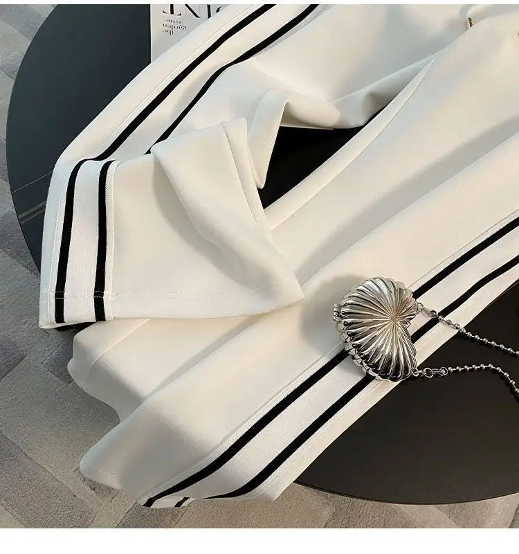 Printemps et automne haut de gamme sport décontracté ensemble femmes Western col en v haut pantalon à jambes larges deux pièces Setj Uicy Corture survêtement