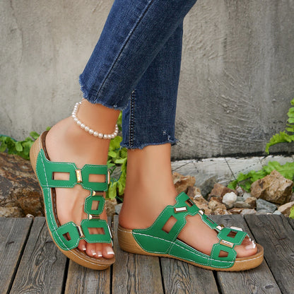 Tendance femmes pantoufles nouveau 2025 sandales à talons compensés mode à semelles épaisses chaussures de grande taille pour femmes bout ouvert pantoufles décontractées diapositives femmes