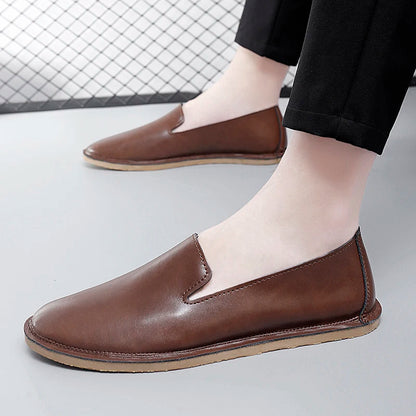 Chaussures à enfiler en cuir faites à la main, mocassins décontractés et souples pour hommes, mocassins simples et confortables, chaussures de bateau respirantes, chaussures plates d'affaires à la mode