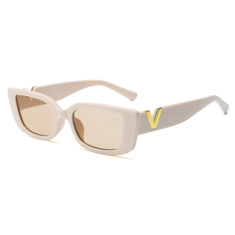 Nouveau petit cadre en forme de V mode lunettes de soleil femmes marque concepteur carré lunettes de soleil femmes loisirs de plein air lunettes UV400