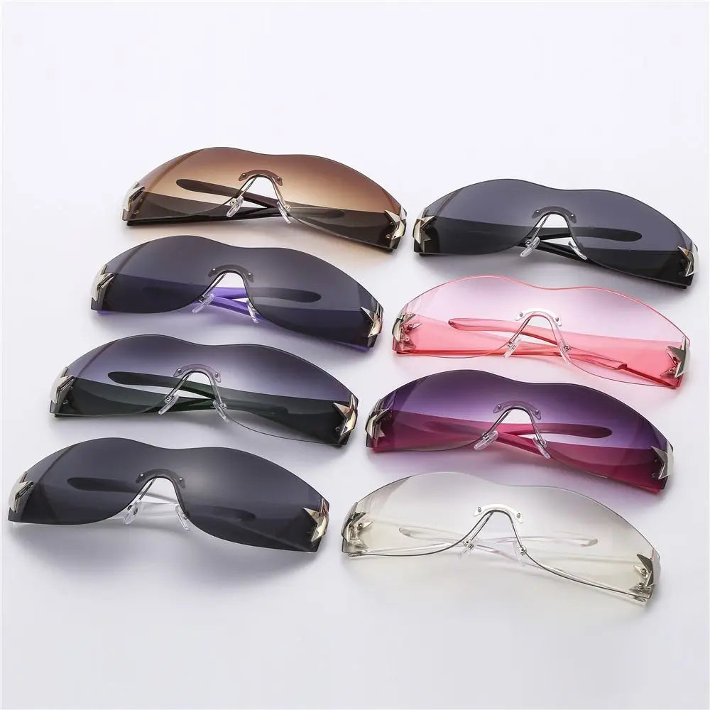 Lunettes de soleil Punk Y2K pour femmes et hommes, tendance, enveloppantes, nuances, décoration étoile, UV400, 2025