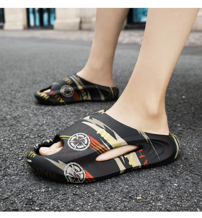 Plate-forme chaussures pour hommes nouveaux tongs d'été 2025 sandales respirant antidérapant amoureux hommes et femmes tout correspondant imprimé pantoufles hommes