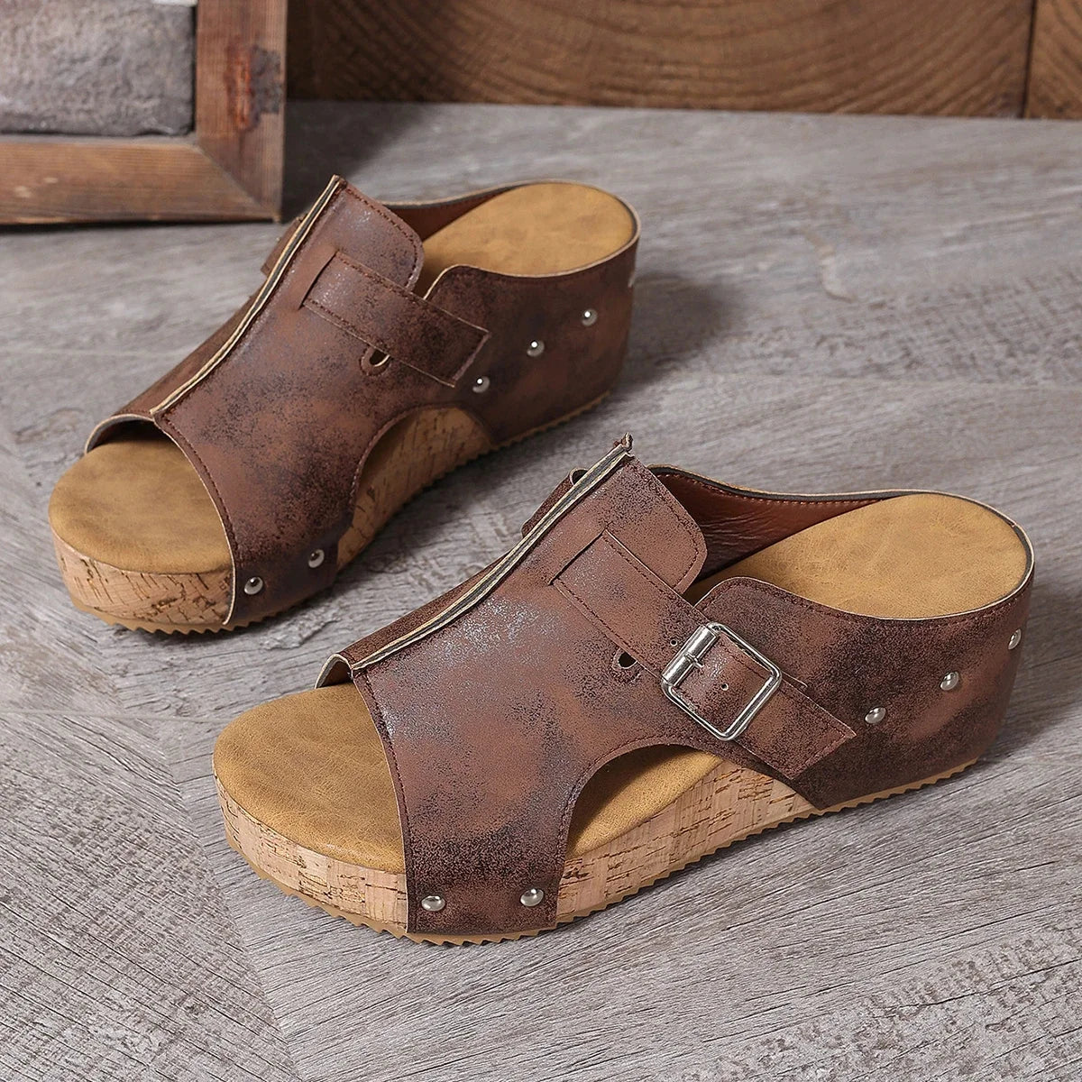 Femmes confortables plate-forme sandales bout ouvert sandales à talons compensés été léger nouvelles pantoufles mode décontracté concepteur femmes chaussures