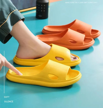 Pantoufles d'Été Confortables et Antidérapantes pour Couple, Sandales Légères à la Mode, pour l'Intérieur et la Maison, Tongs pour Femme et Homme