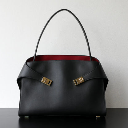 Niche léger luxe haut de gamme en cuir grande capacité première couche peau de vache sac à main pour femme sac fourre-tout banlieue loisirs polyvalent