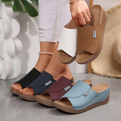Femmes chaussons compensés été 2025 nouvelle mode pantoufles bout ouvert respirant sandales confortable boucle femme chaussures diapositives femmes