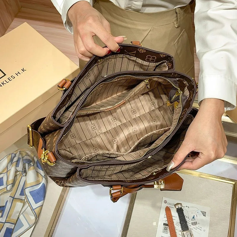 Sac à main de marque pour femmes, nouvelle mode automne/hiver 2021, sac à bandoulière de styliste de grande capacité, sac à bandoulière rétro de luxe