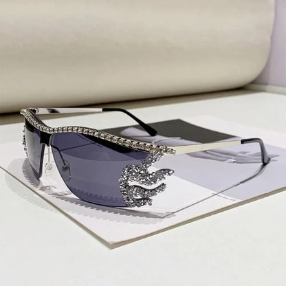 Y2K lunettes de soleil sans monture Punk irrégulière femme lunettes de soleil de luxe concepteur UV400 Protection diamant cristal nuances pour les femmes