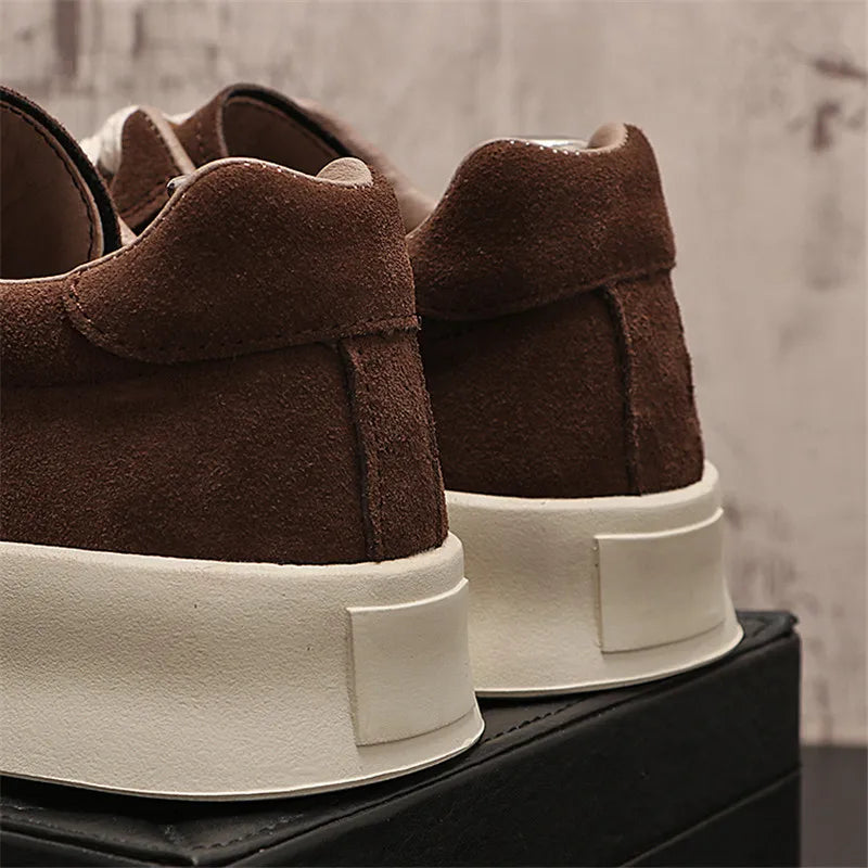 Chaussures en cuir suédé pour hommes, baskets de marche, appartements d'extérieur, vintage, à la mode, luxe, designer, nouveau